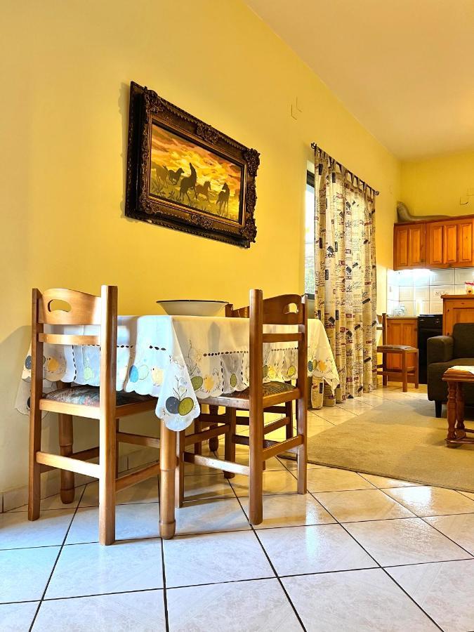 Village Apartment Μαραθιάς Εξωτερικό φωτογραφία