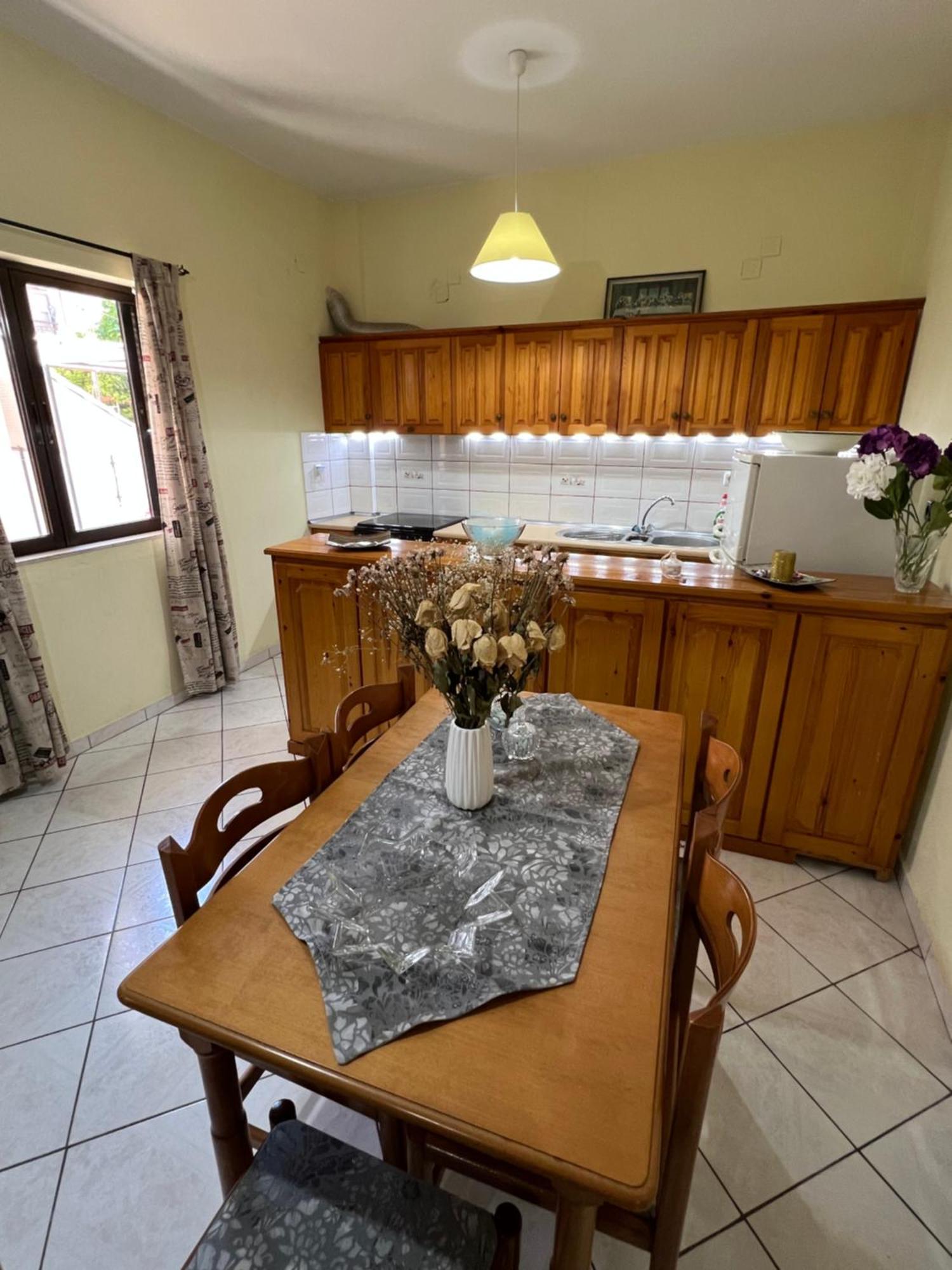 Village Apartment Μαραθιάς Εξωτερικό φωτογραφία